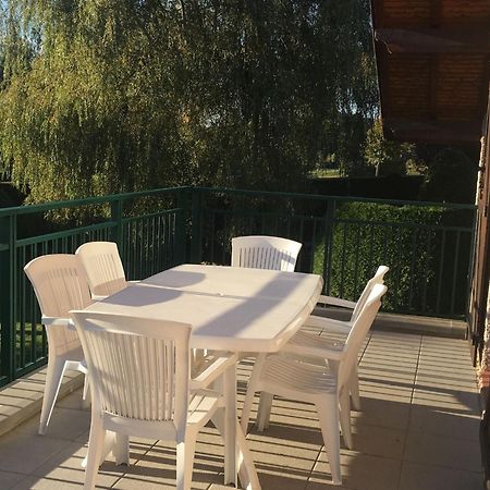 Elegant Chalet In Gerb Pal In Cosy Environment Gerbepal ภายนอก รูปภาพ