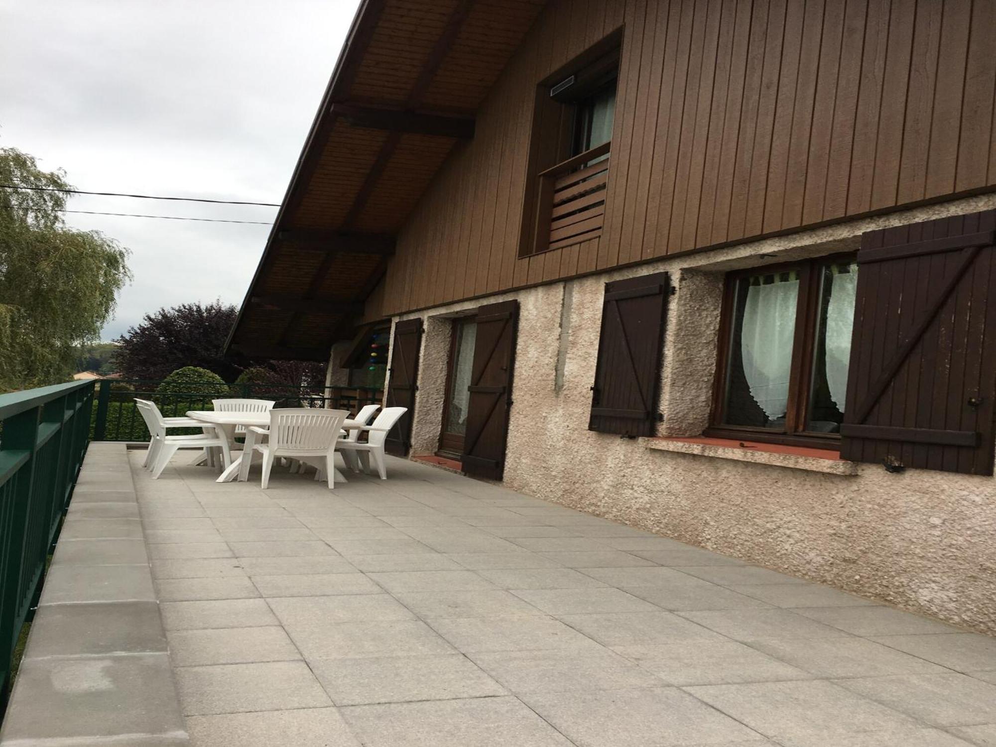 Elegant Chalet In Gerb Pal In Cosy Environment Gerbepal ภายนอก รูปภาพ