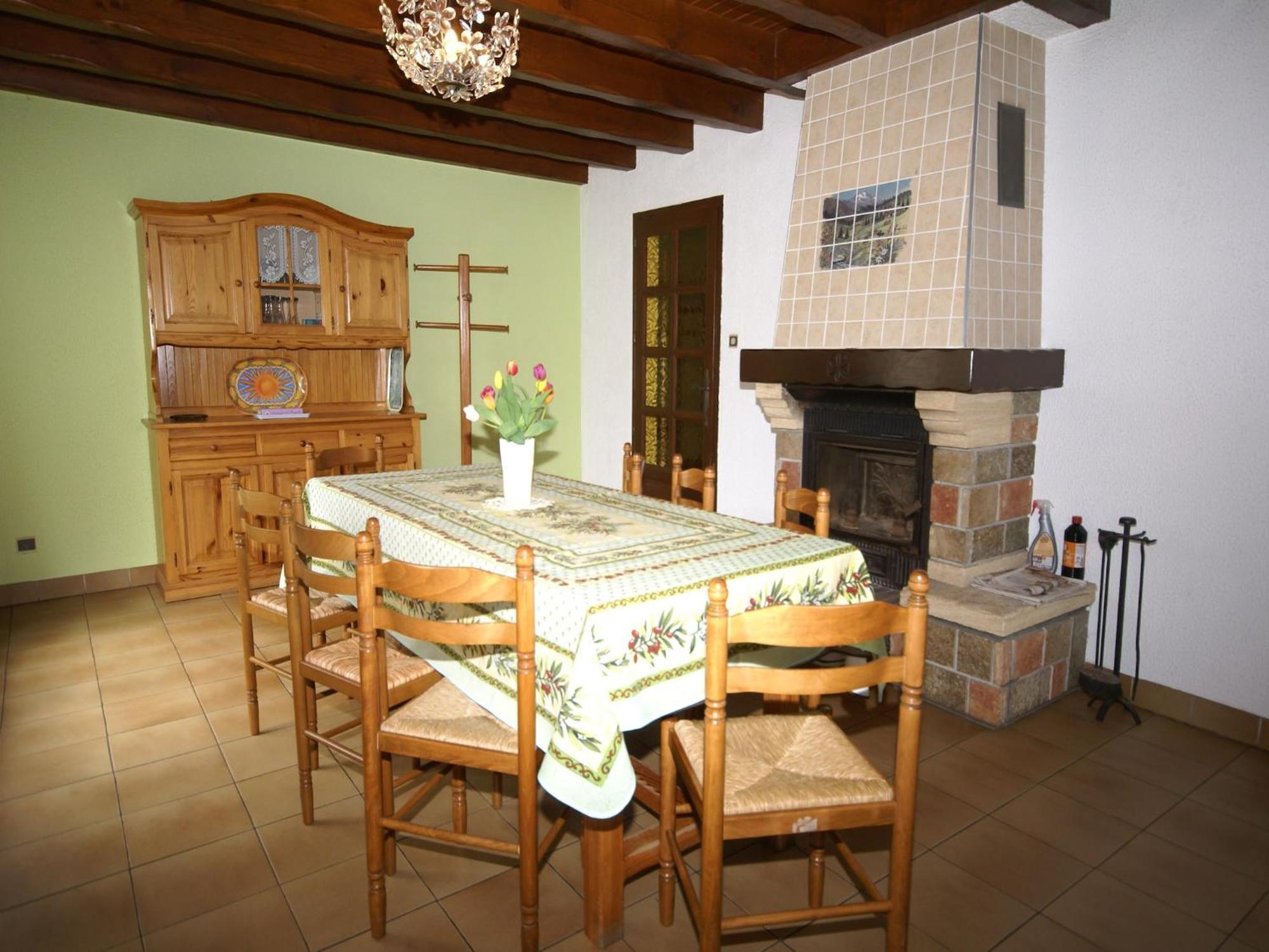Elegant Chalet In Gerb Pal In Cosy Environment Gerbepal ภายนอก รูปภาพ