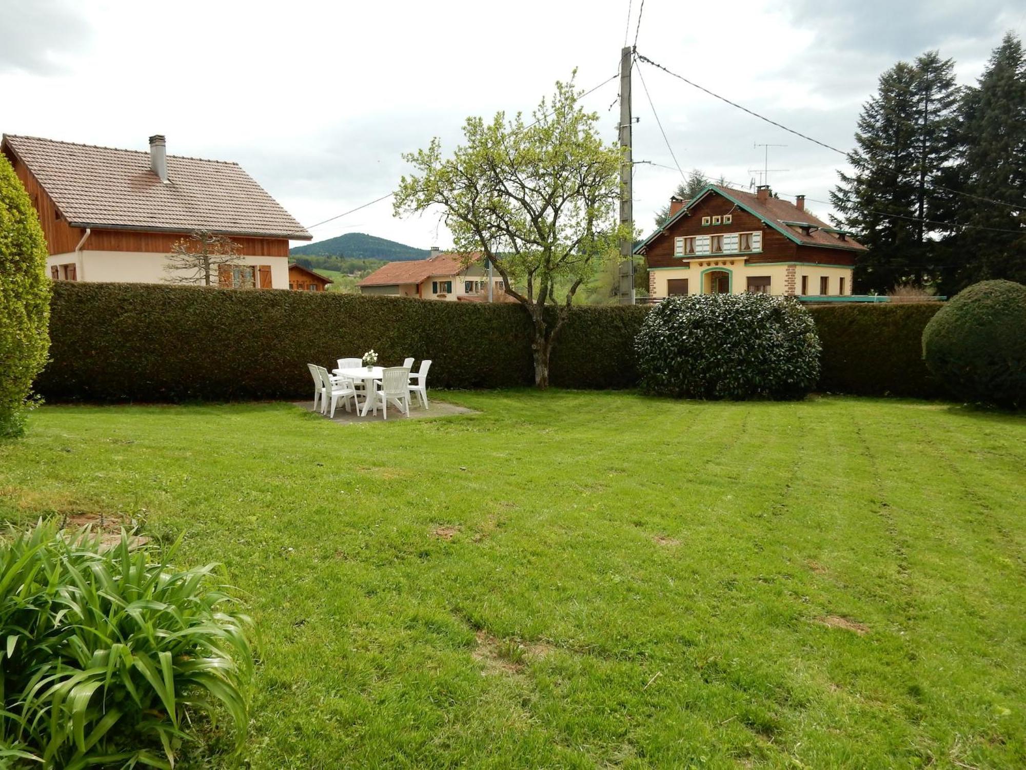 Elegant Chalet In Gerb Pal In Cosy Environment Gerbepal ภายนอก รูปภาพ
